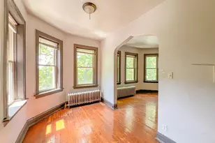 7951 S Muskegon Ave, Chicago, IL 60617 - Photo 6