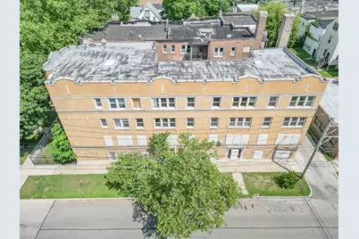 7959 S Muskegon Avenue, Chicago, IL 60617 - Photo 2