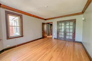 7959 S Muskegon Ave, Chicago, IL 60617 - Photo 4