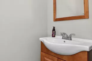 18104 Lake Shore Dr, Orland Park, IL 60467 - Photo 10