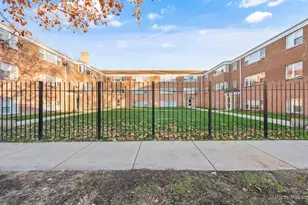 7435 N Winchester Ave, Chicago, IL 60626 - Photo 1