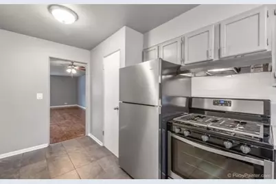 7435 N Winchester Avenue #106, Chicago, IL 60626 - Photo 6