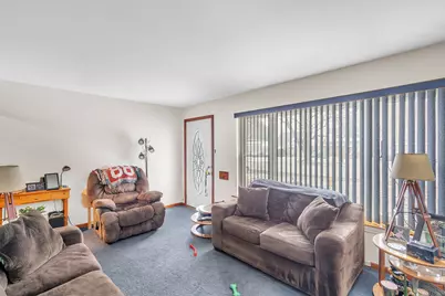 17617 Burnham Avenue, Lansing, IL 60438 - Photo 4