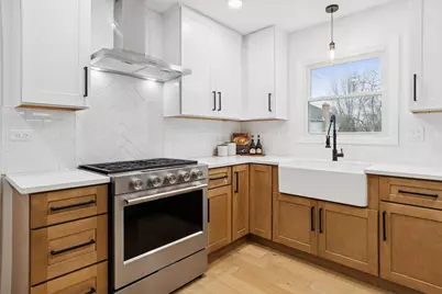 731 S River Road, Naperville, IL 60540 - Photo 4