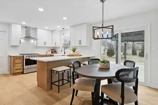 731 S River Rd, Naperville, IL 60540 - Photo 6