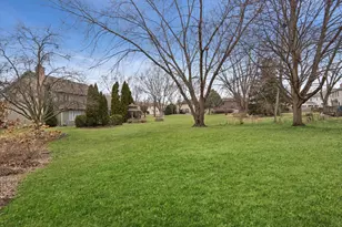 731 S River Rd, Naperville, IL 60540 - Photo 22