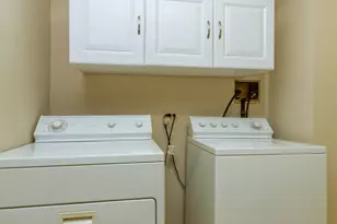 25 Superior Ct, Schaumburg, IL 60193 - Photo 18