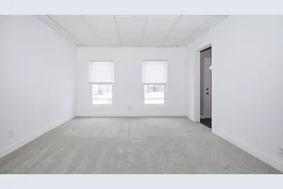 300 E South Street, Atlanta, IL 61723 - Photo 22