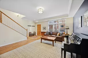 422 Pennsylvania Way, Oak Park, IL 60302 - Photo 2