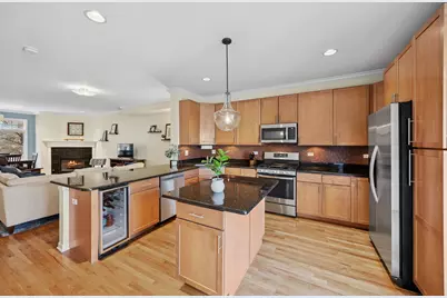 422 Pennsylvania Way, Oak Park, IL 60302 - Photo 6