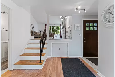 381 N 4th Avenue #B, Des Plaines, IL 60016 - Photo 4