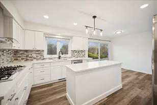 2175 Kipling Ln, Highland Park, IL 60035 - Photo 6