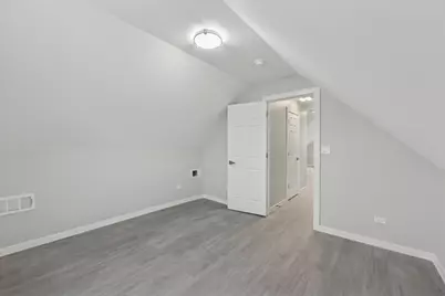 4904 W 31st Street, Cicero, IL 60804 - Photo 10