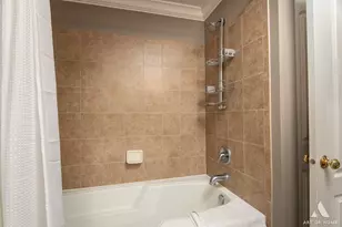 855 E 22nd St, Lombard, IL 60148 - Photo 18