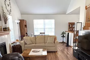 25731 S Hoover St, Monee, IL 60449 - Photo 2