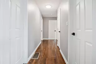 553 N Leamington Ave, Chicago, IL 60644 - Photo 24