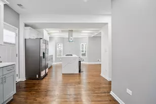 553 N Leamington Ave, Chicago, IL 60644 - Photo 14