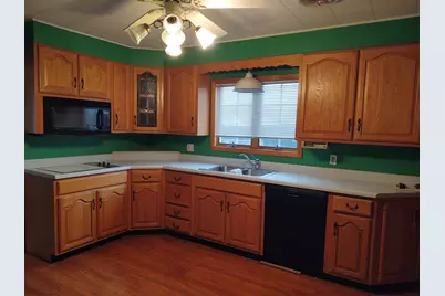 708 E St. Louis Street, West Frankfort, IL 62896 - Photo 4