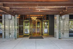 910 S Michigan Ave, Chicago, IL 60605 - Photo 2
