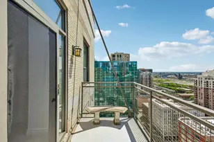 910 S Michigan Ave, Chicago, IL 60605 - Photo 34