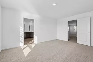6566 Walnut Ct, Wonder Lake, IL 60097 - Photo 12