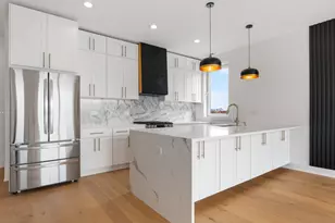 6414 N Francisco Ave, Chicago, IL 60645 - Photo 4