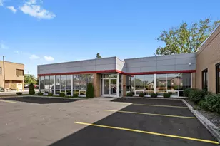 17W601 14th St, Oakbrook Terrace, IL 60181 - Photo 1