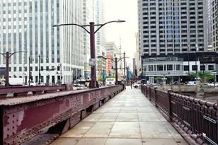 300 N State St, Chicago, IL 60654 - Photo 26