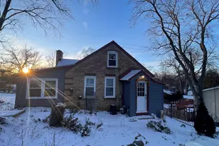 3323 Charles Ct, Island Lake, IL 60042 - Photo 1