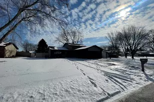 1008 Mallard Dr, Bradley, IL 60915 - Photo 1