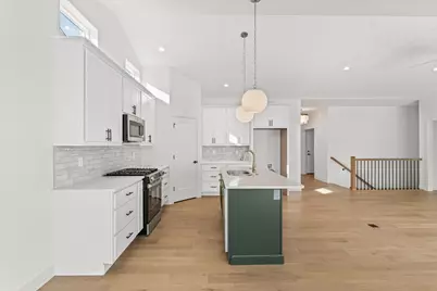 3904 Bay Circle, Champaign, IL 61822 - Photo 12