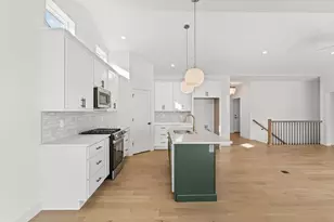 3904 Bay Cir, Champaign, IL 61822 - Photo 12