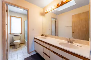 7624 Forest Hill Rd, Burr Ridge, IL 60527 - Photo 26