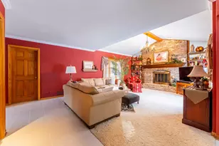 7624 Forest Hill Rd, Burr Ridge, IL 60527 - Photo 10