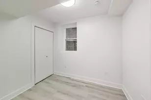 1437 W Oakdale Ave, Chicago, IL 60657 - Photo 12