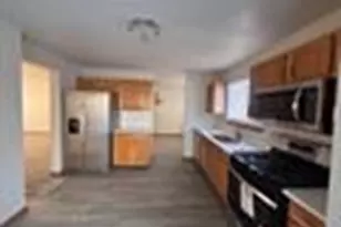 1401 Hazelwood Dr, Belvidere, IL 61008 - Photo 6