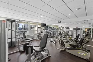 111 E Chestnut St, Chicago, IL 60611 - Photo 16