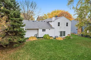 517 Sheffield Rd, Naperville, IL 60565 - Photo 20