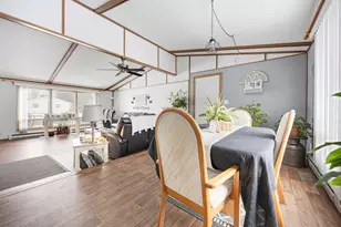 404 S Stott St, Genoa, IL 60135 - Photo 6