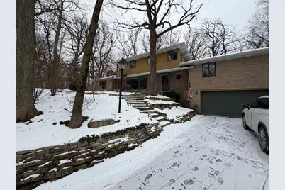 501 Glenwood Trail, Elgin, IL 60120 - Photo 2
