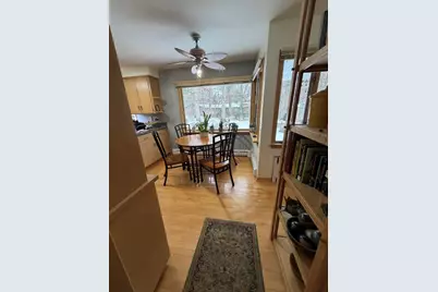 501 Glenwood Trail, Elgin, IL 60120 - Photo 16