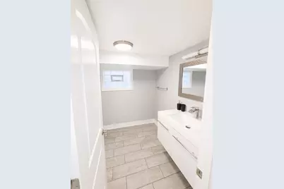 14008 S Saginaw Avenue, Burnham, IL 60633 - Photo 12