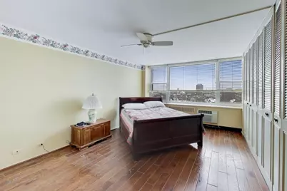 4250 N Marine Drive #1236, Chicago, IL 60613 - Photo 12
