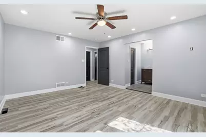 22740 Frederick Road, Steger, IL 60475 - Photo 14