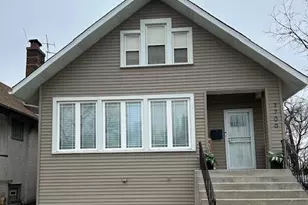 7700 S Paxton Ave, Chicago, IL 60649 - Photo 2