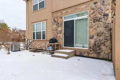 1824 Crenshaw Circle #1824, Vernon Hills, IL 60061 - Photo 34