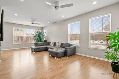 1824 Crenshaw Circle #1824, Vernon Hills, IL 60061 - Photo 6