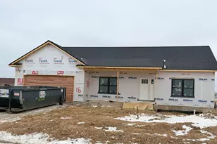 526 S Roberts St, Rochelle, IL 61068 - Photo 1