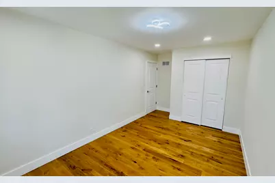 527 Northgate Road, Lindenhurst, IL 60046 - Photo 16