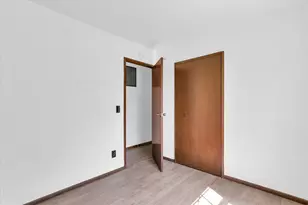 1103 Austin Dr, Urbana, IL 61802 - Photo 10